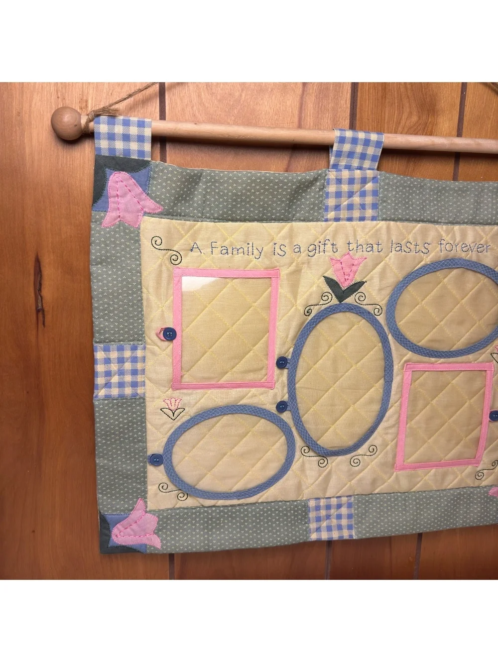 Terry’s Village Family Photo Frame Wall Hanging Quilted Fabric 22x18 Cottage